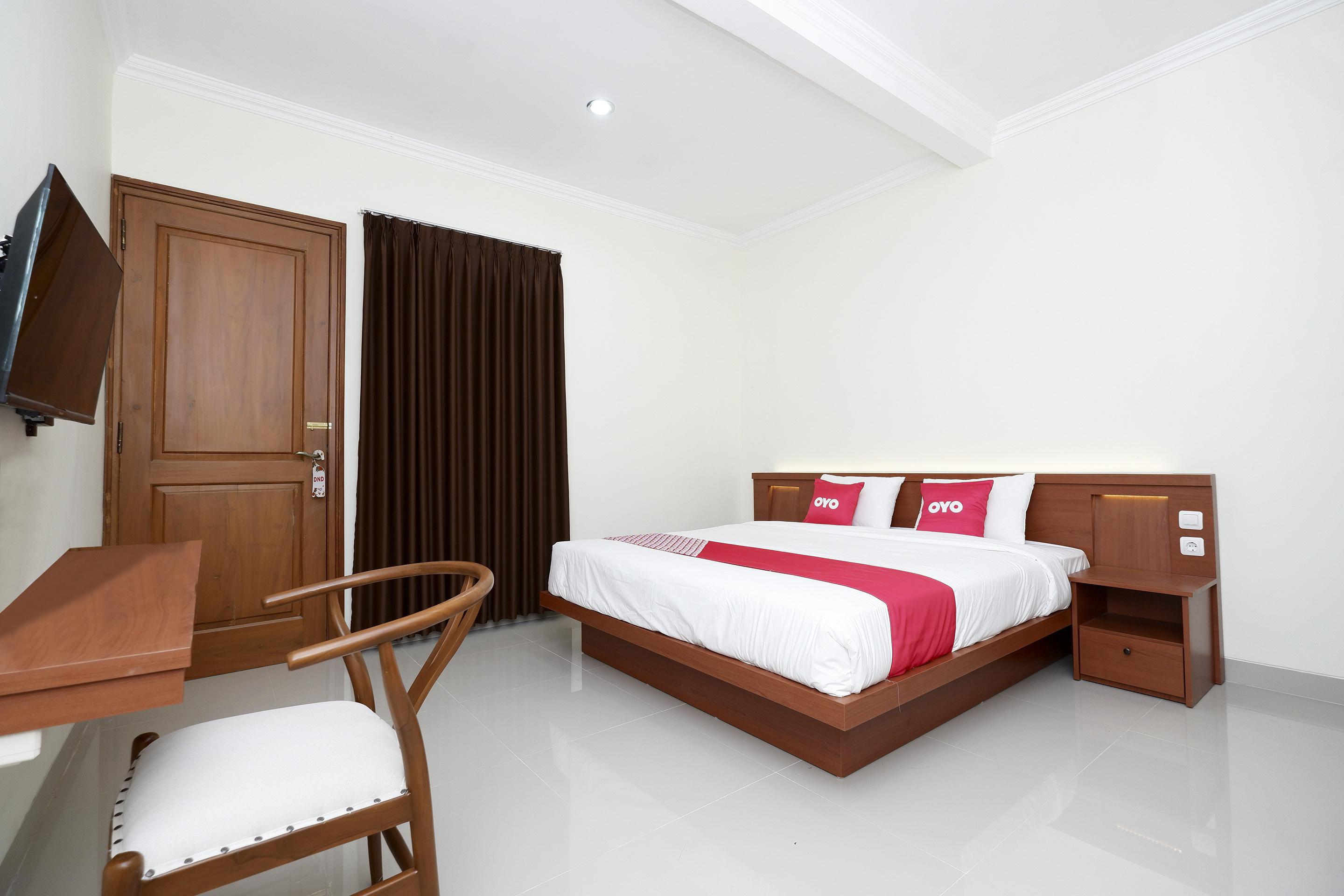 Oyo 2327 Pagsis Village Klaten Экстерьер фото