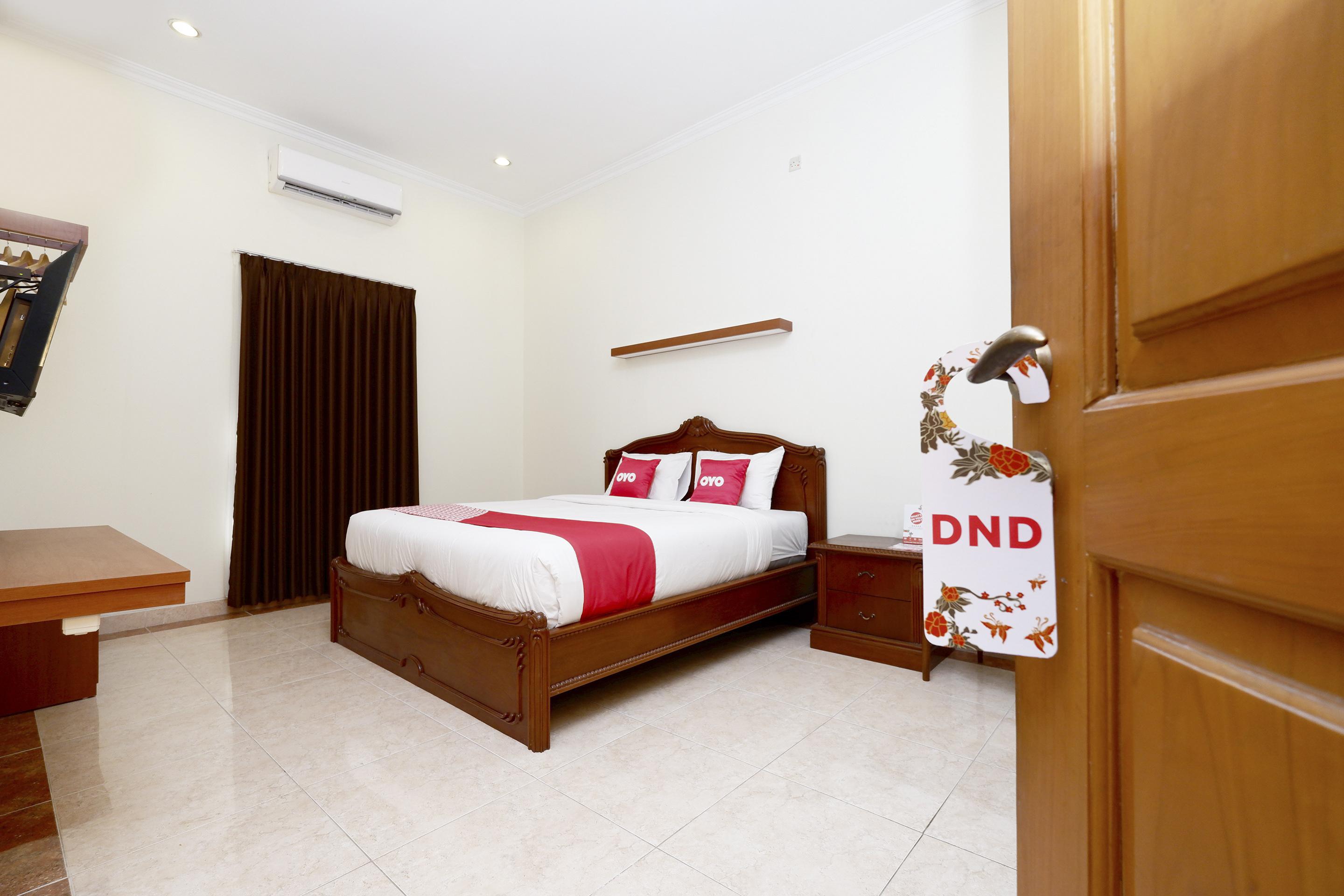 Oyo 2327 Pagsis Village Klaten Экстерьер фото